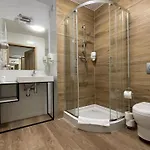 Kapsül Otel Miejsca Noclegowe W Arka Medical Kolobrzeg