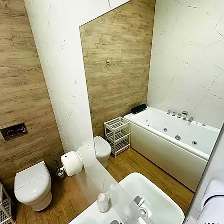 Miejsca Noclegowe W Arka Medical Kapsül Otel *